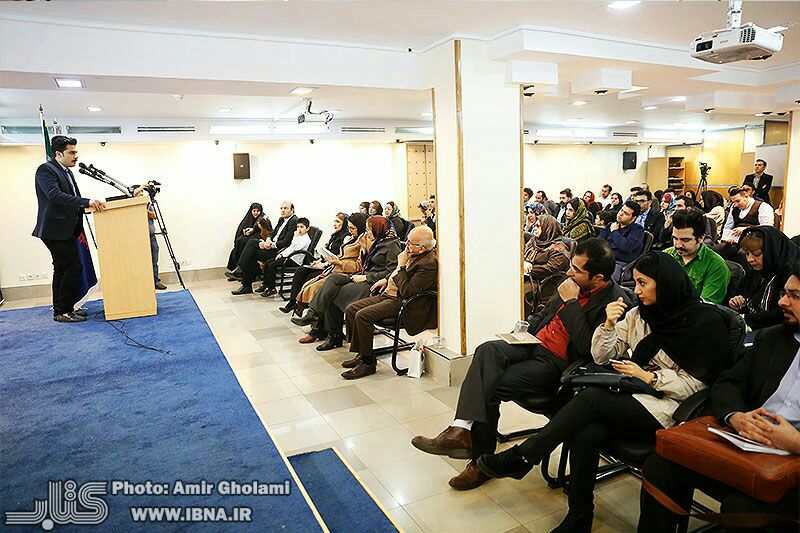 422128110_9875_8242795844569668863