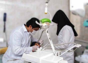 دندان‌پزشک